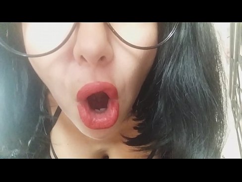 ❤️ Skat, din stedmor vil ikke lade dig gå i skole i dag ... Jeg har for meget brug for dig... Just porno at da.porngifmag.ru ❌